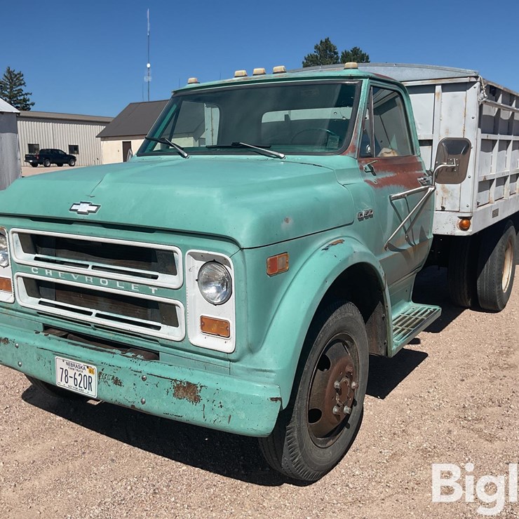 1969 CHEVROLET C50