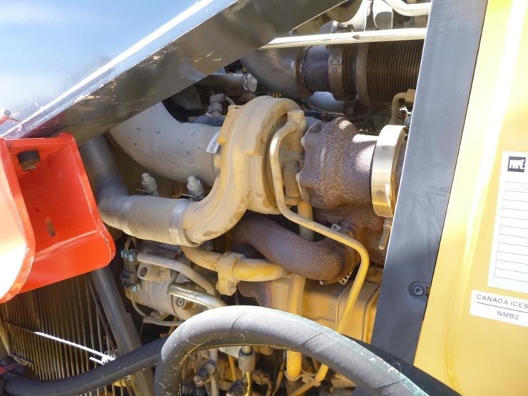2020-deere-410sg-image-37