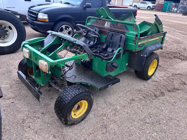 john-deere-gator-ts-image-1