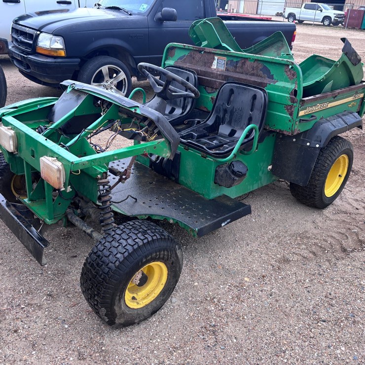 JOHN DEERE GATOR TS