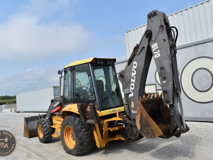 2007-volvo-bl70-image-8