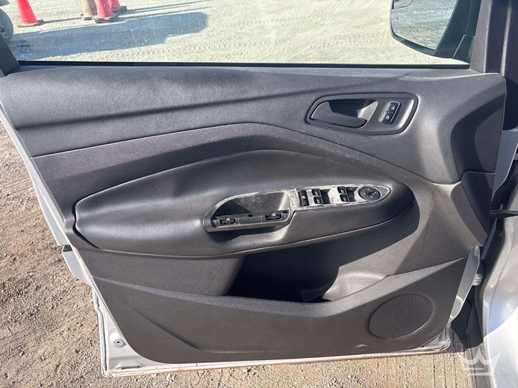 2014-ford-escape-image-11
