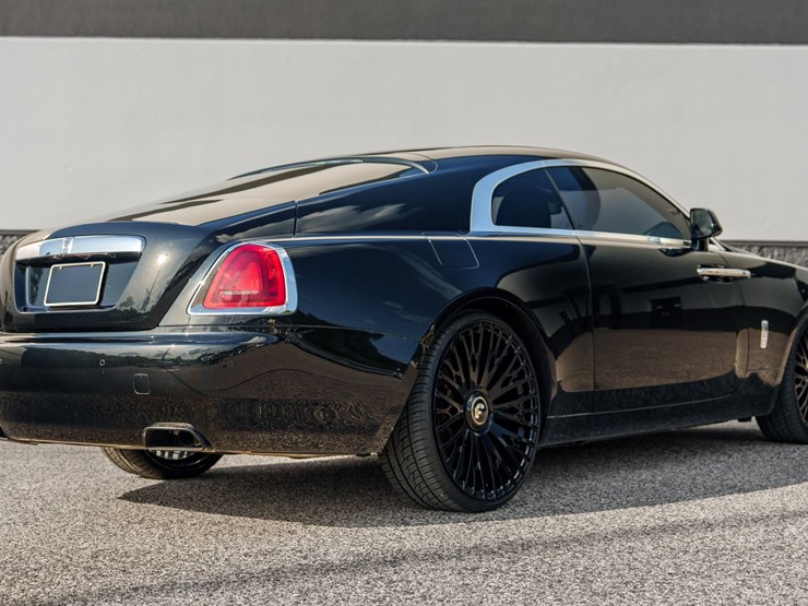 #120-•-offered-at-no-reserve-|-2015-rolls-royce-wraith-coupe-image-5