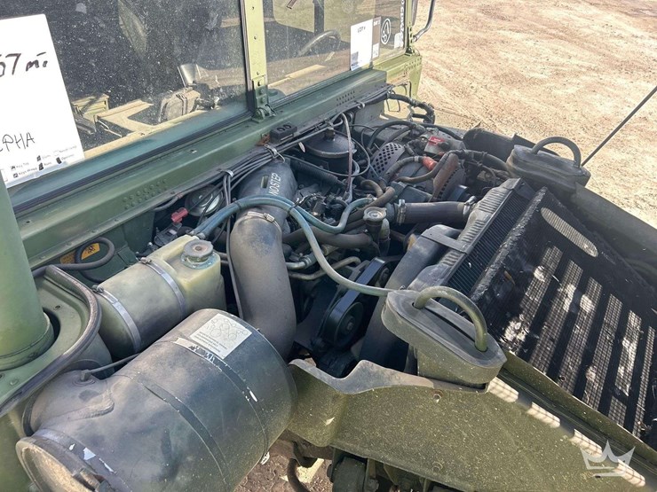 2007-am-general-m998-image-7