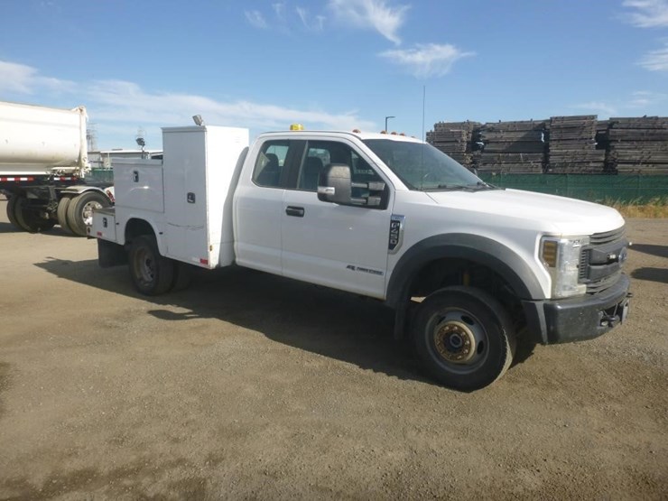 2019-ford-f450-image-2
