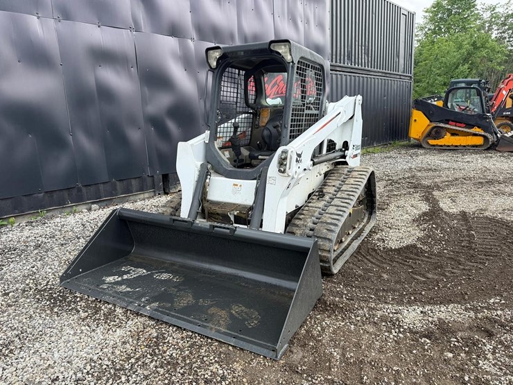 2012-bobcat-t630-image-8
