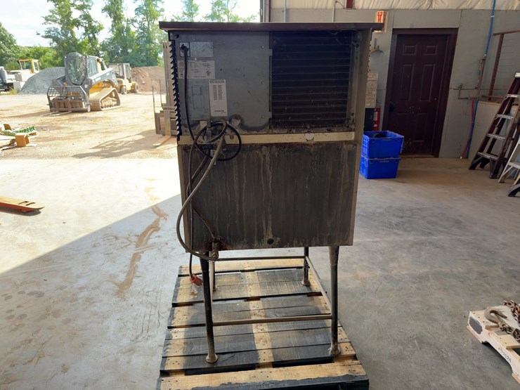 manitowoc-ice-maker-image-2