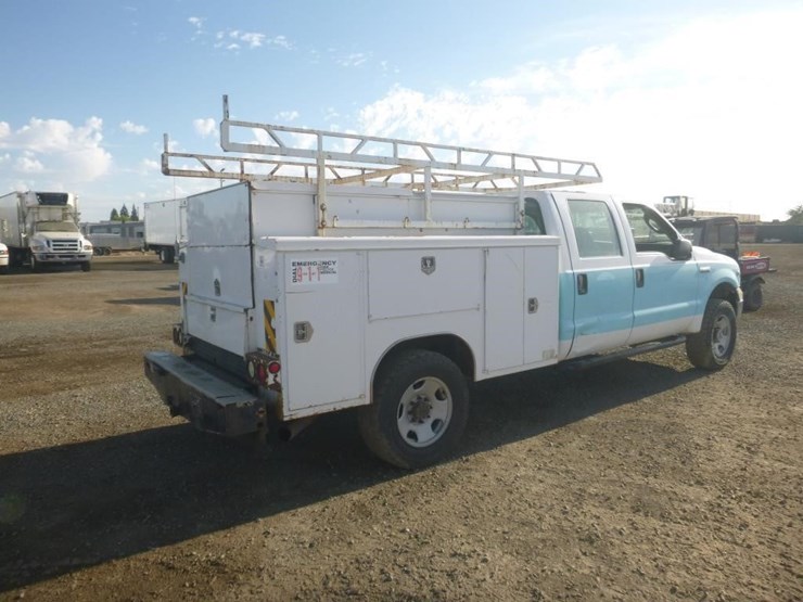 2006-ford-f350-image-3