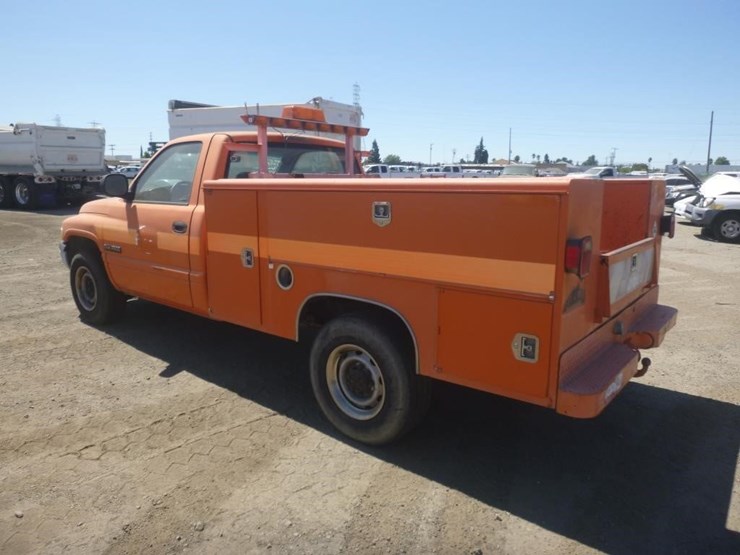 2001-dodge-ram-2500-image-4