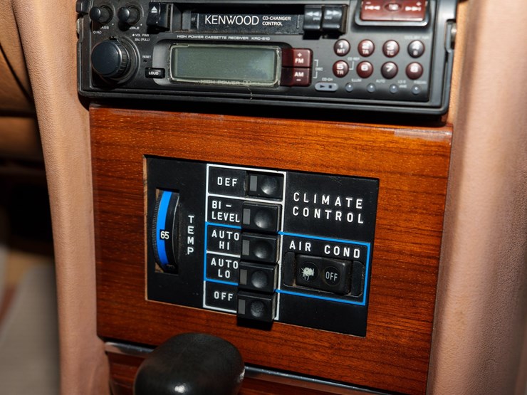 #122-•-offered-at-no-reserve-|-1980-mercedes-benz-450sl-convertible-image-58