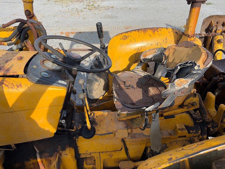 john-deere-302-image-19