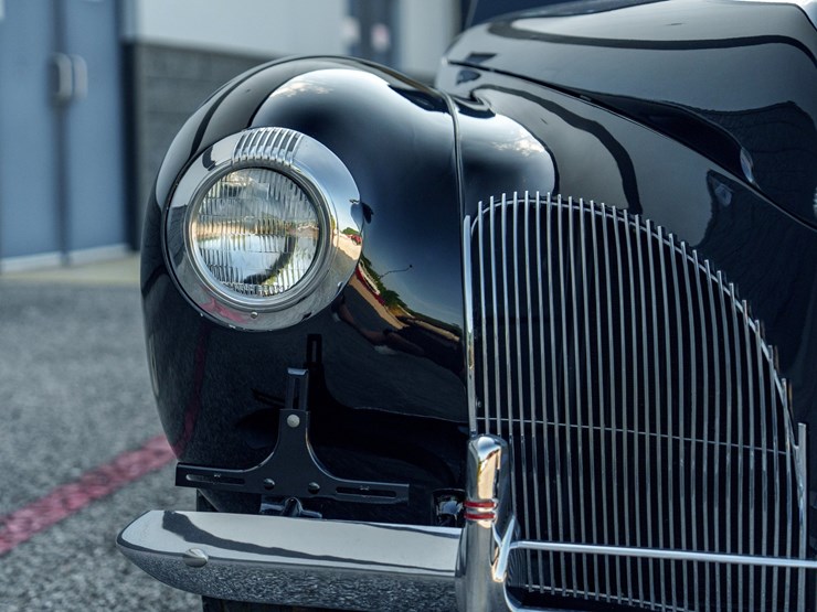 #112-•-offered-at-no-reserve-|-1940-lincoln-zephyr-continental-convertible-image-34