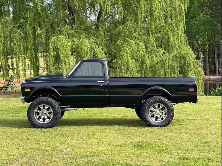 1969-chevrolet-c20-image-3