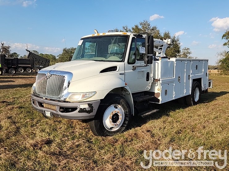 2008-international-durastar-4300-image-1