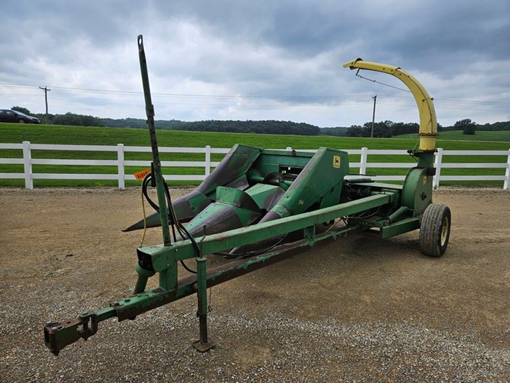 john-deere-3800-image-1