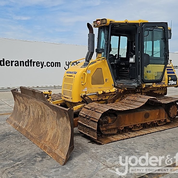 2023 KOMATSU D39PX-24