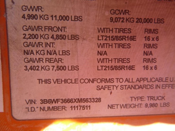1999-dodge-ram-3500-image-30