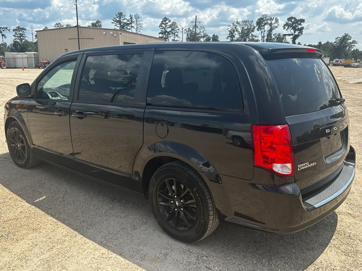 2019-dodge-grand-caravan-image-4
