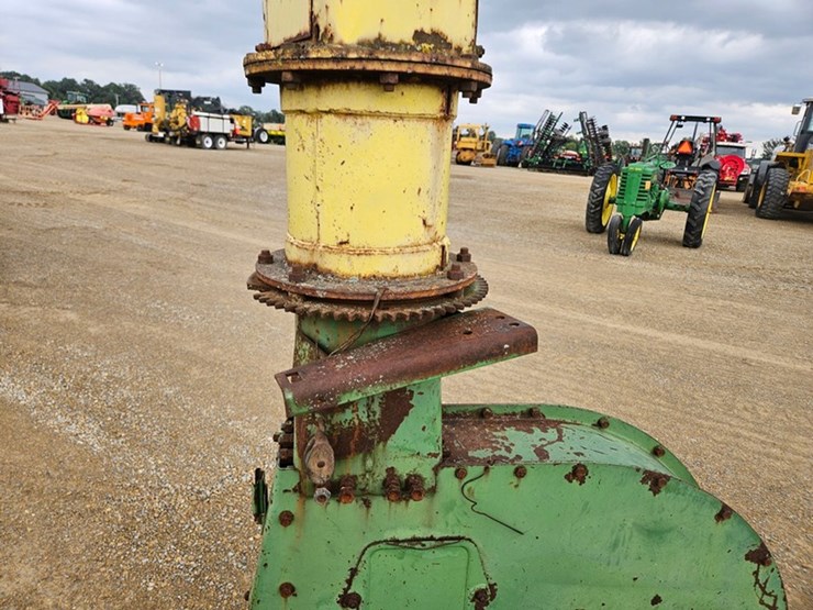 john-deere-3800-image-25