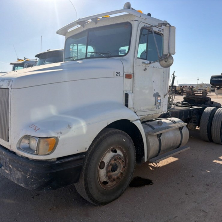 2005 MACK CHN613