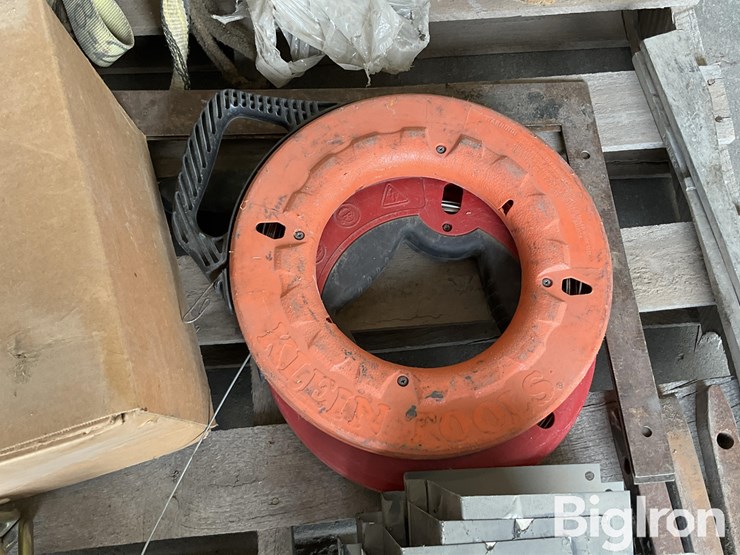 ratchet-straps,-lifting-strap-&-shop-supplies-image-11