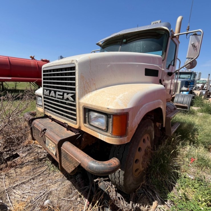 2015 INTERNATIONAL DURASTAR 4300