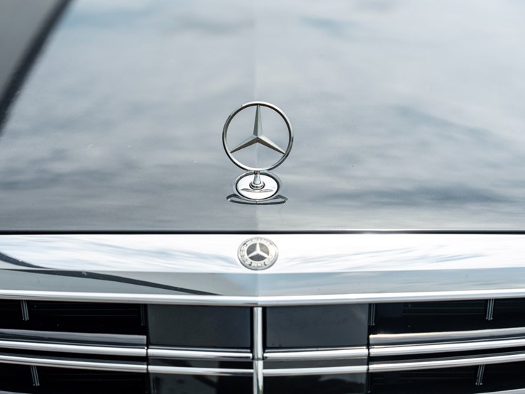 #103-•-2020-mercedes-benz-s560-sedan-image-48