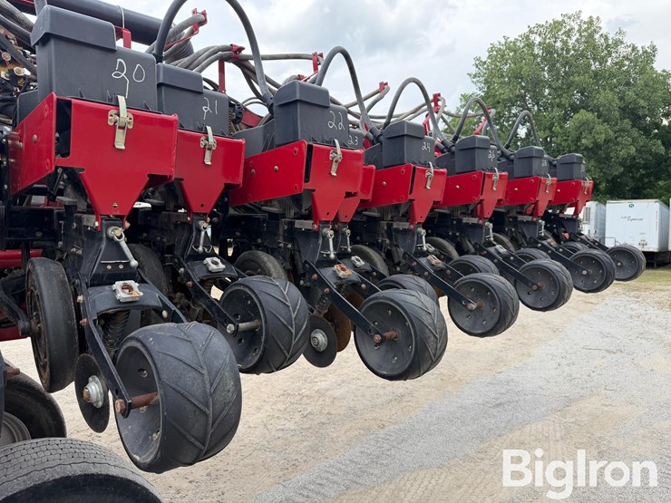 2004-case-ih-1200-image-17