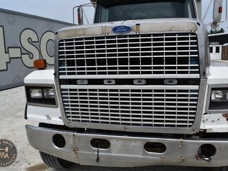 1986-ford-ltl9000-image-23