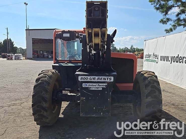 2015-jlg-g6-42a-image-4
