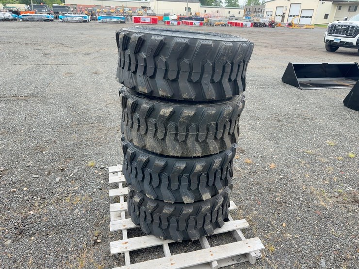 (4)-12-16.5-skid-steer-tires-image-3