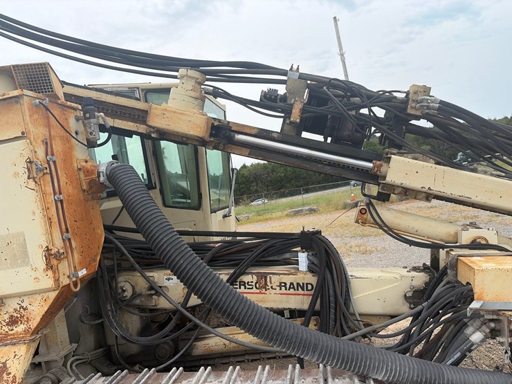ingersoll-rand-ecm670-image-11