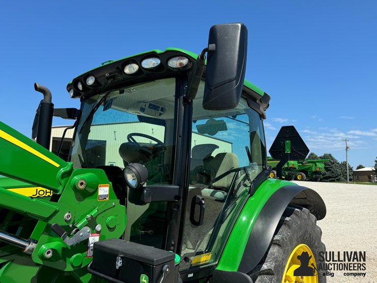 2021-john-deere-6110r-image-16