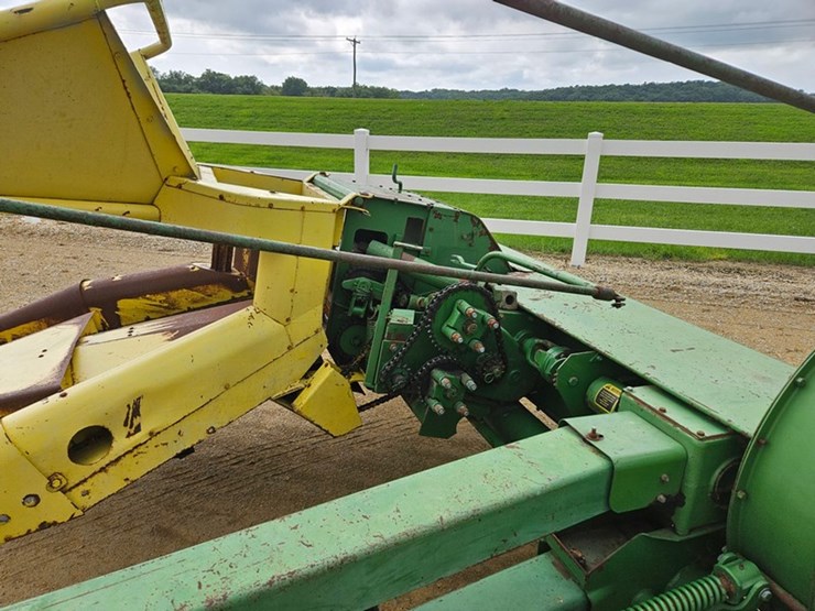 john-deere-3800-image-35