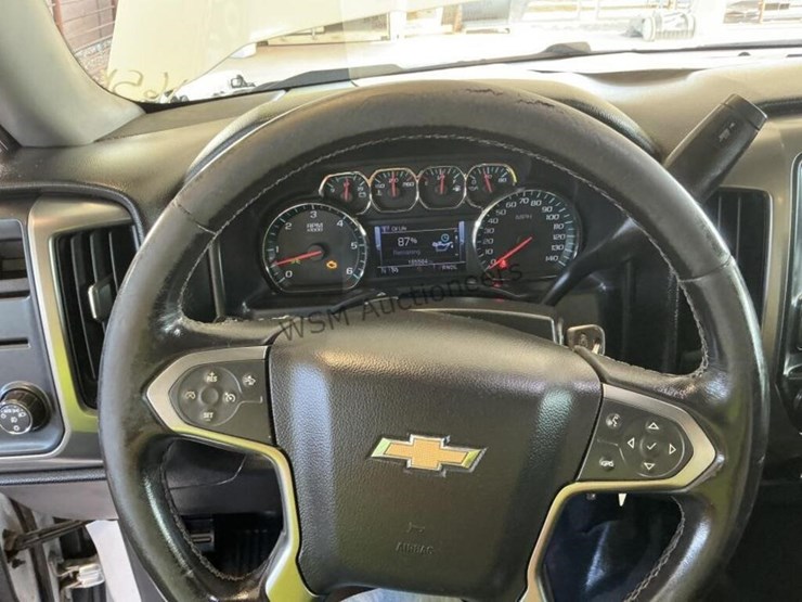 2018-chevrolet-silverado-1500-image-16
