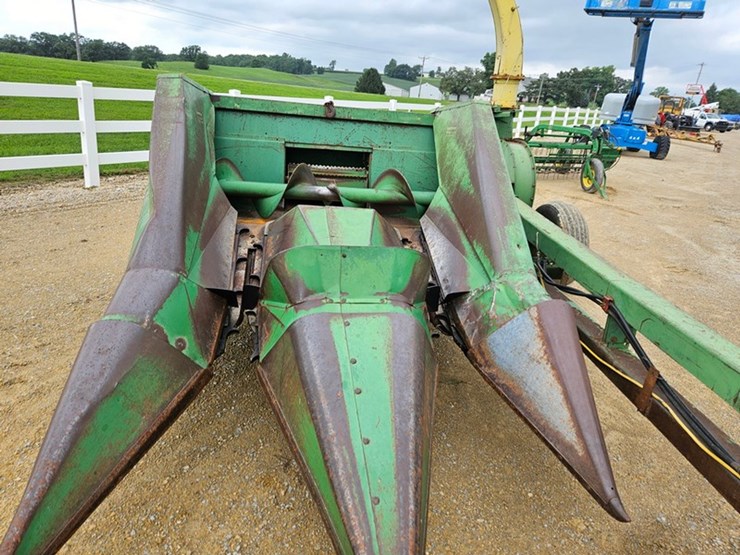 john-deere-3800-image-13