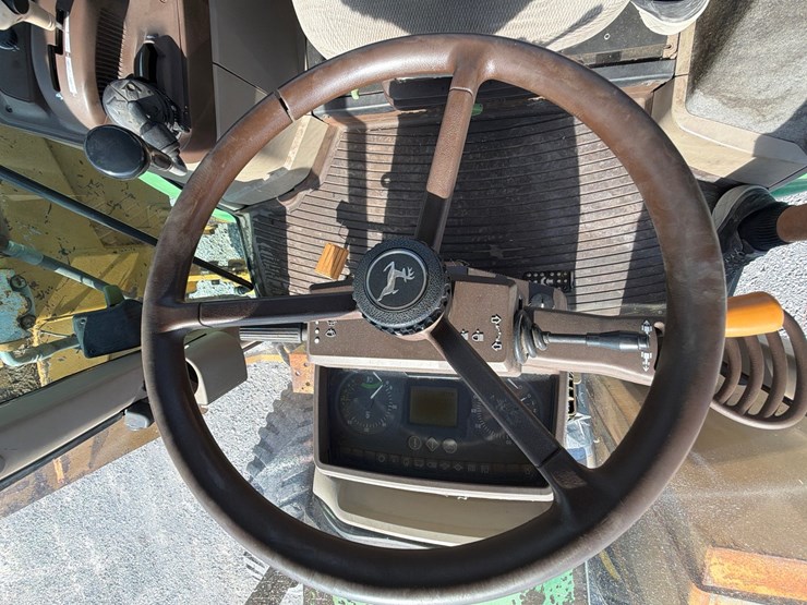 john-deere-6420-image-18