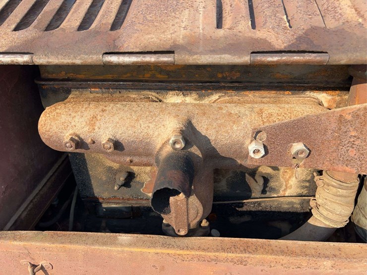 cletrac-model-k-crawler-image-28