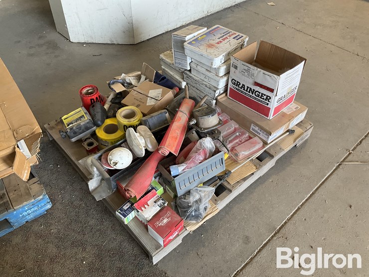 first-aid-kits,-caution-tape,-trailer-lights-image-7