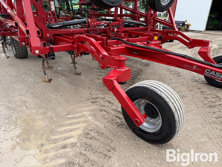 2022-case-ih-2022-image-15