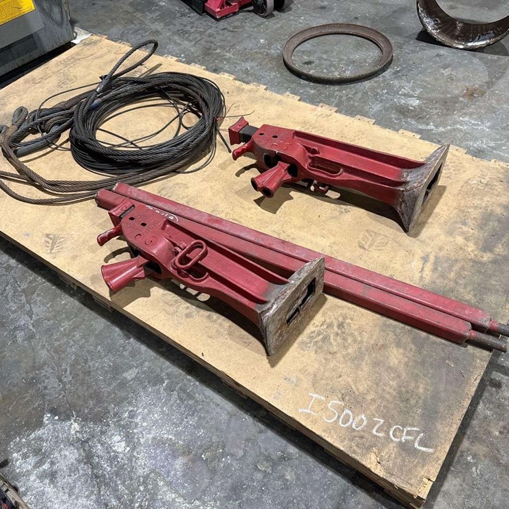 Pallet of Farm Jacks and Lifting Cable