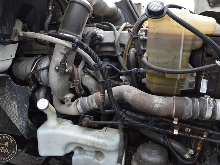2014-international-prostar-image-36