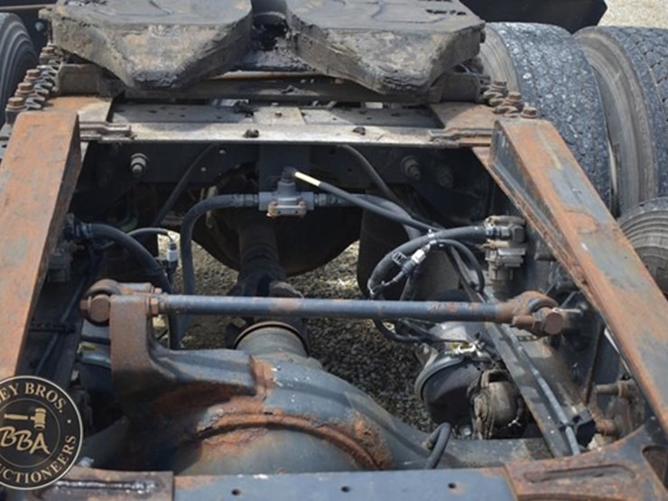 2014-international-prostar-image-111