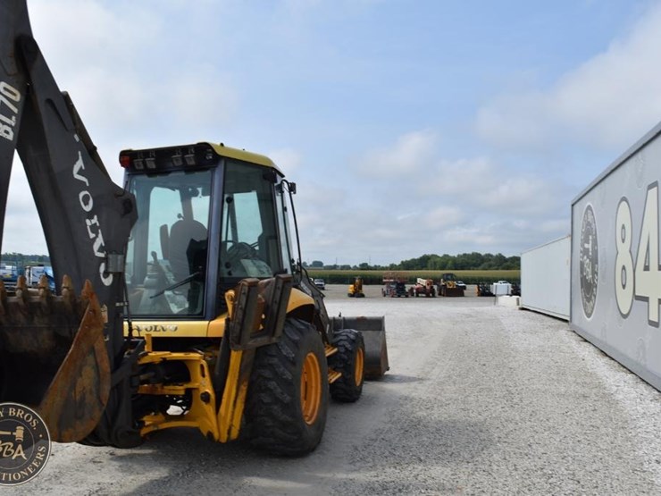 2007-volvo-bl70-image-13