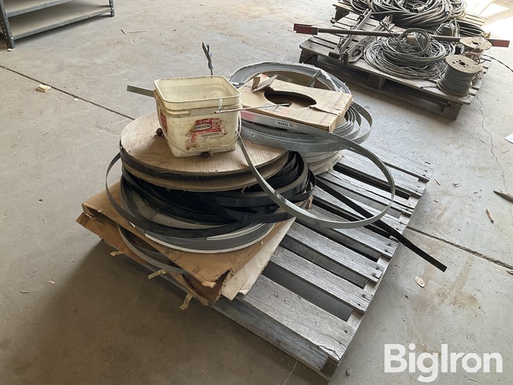 metal-banding-image-1