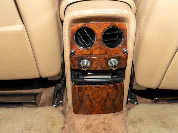 #110-•-2014-rolls-royce-phantom-sedan-image-67