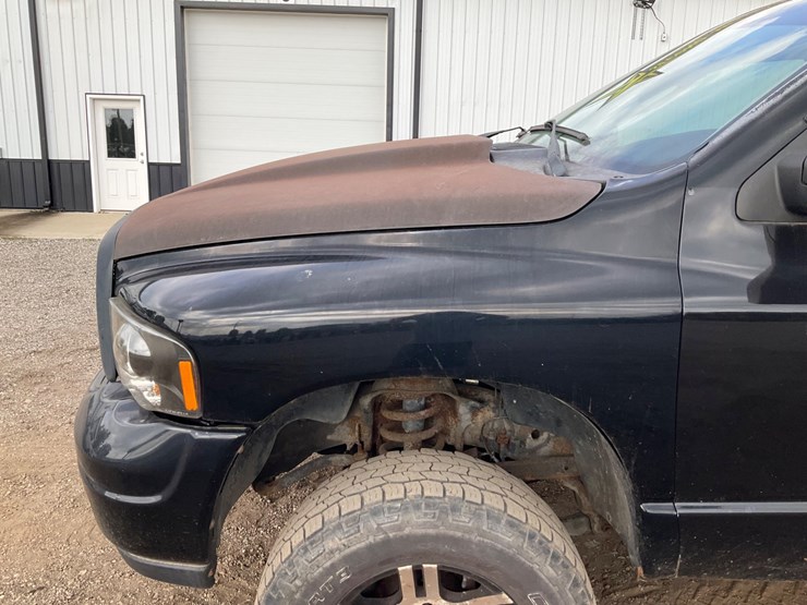 2003-dodge-2500-image-17