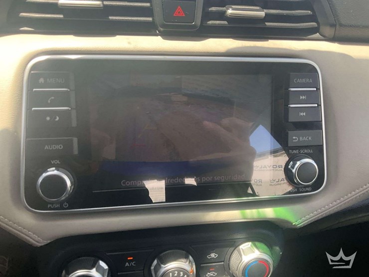2020-nissan-versa-sedan-image-15