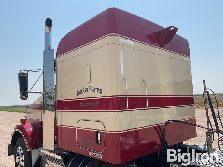2012-kenworth-t800-image-17
