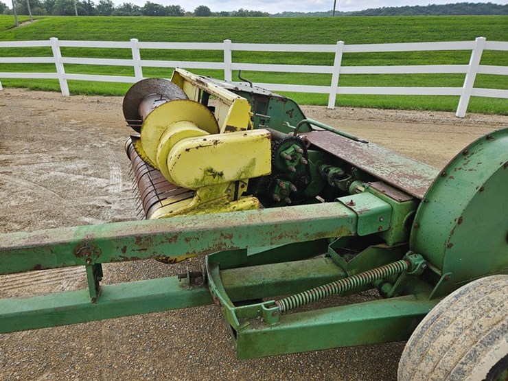 john-deere-3800-image-30